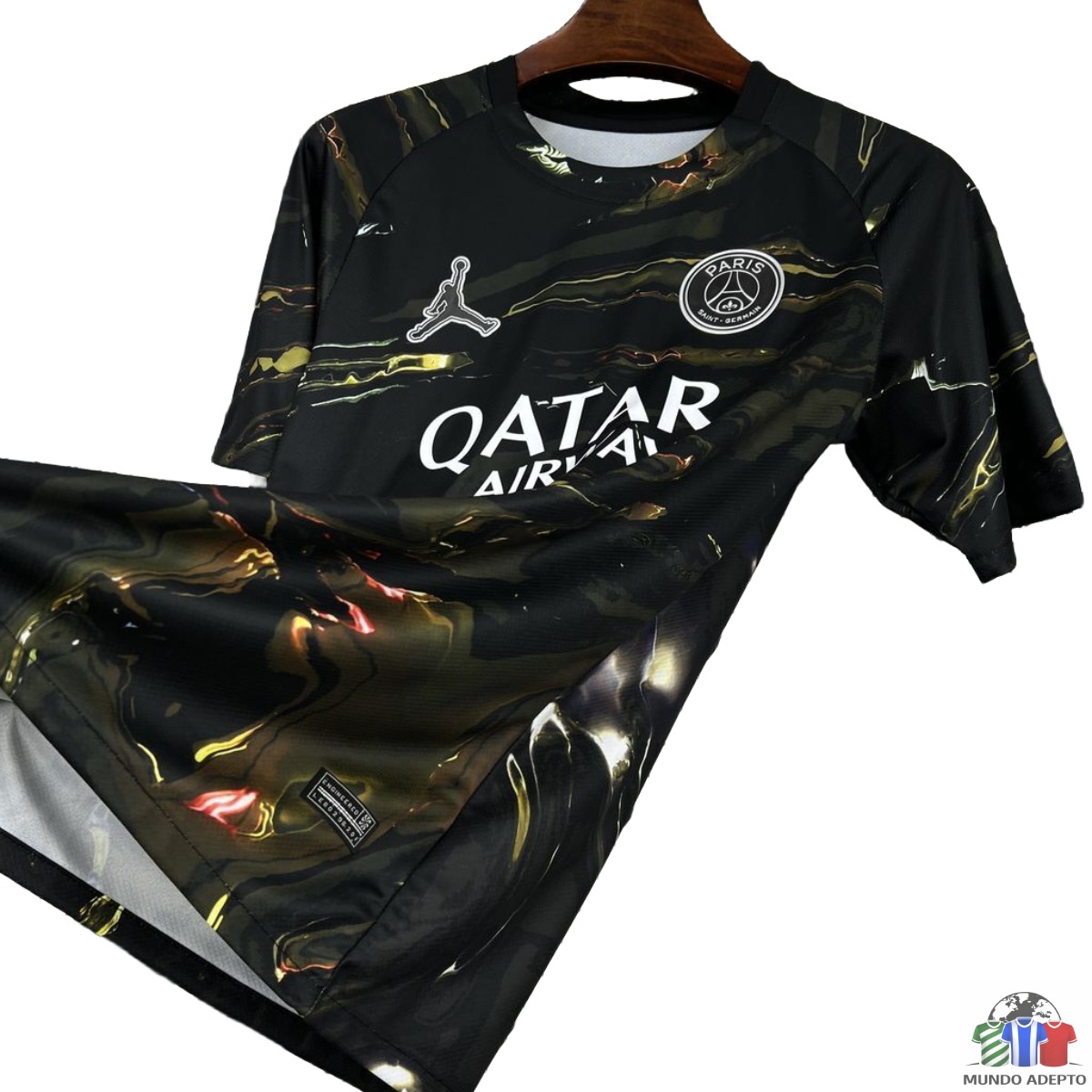 Camisola Paris Saint-Germain Jordan Night - Edição Especial 25/26 3